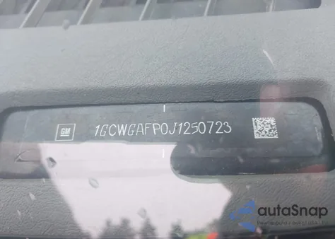 2018 Chevrolet Express 2500 Work Van из США, поврежденный, VIN 1GCWGAFP0J1250723